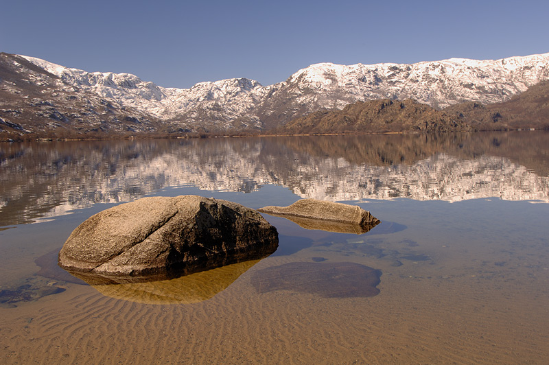 фото "Sanabria Lake" метки: пейзаж, вода, горы