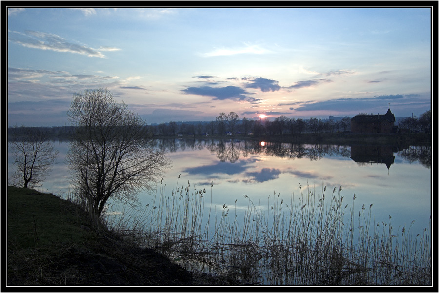 photo "April" tags: landscape, sunset