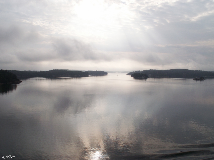 photo "Просвет Gleams" tags: landscape, clouds, water