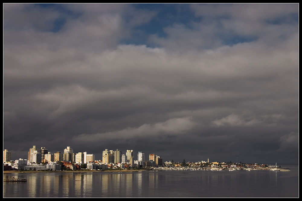 photo "Punta del Este" tags: landscape, sunset, water