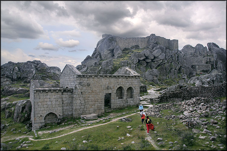 photo "Monsanto" tags: travel, architecture, landscape, Europe