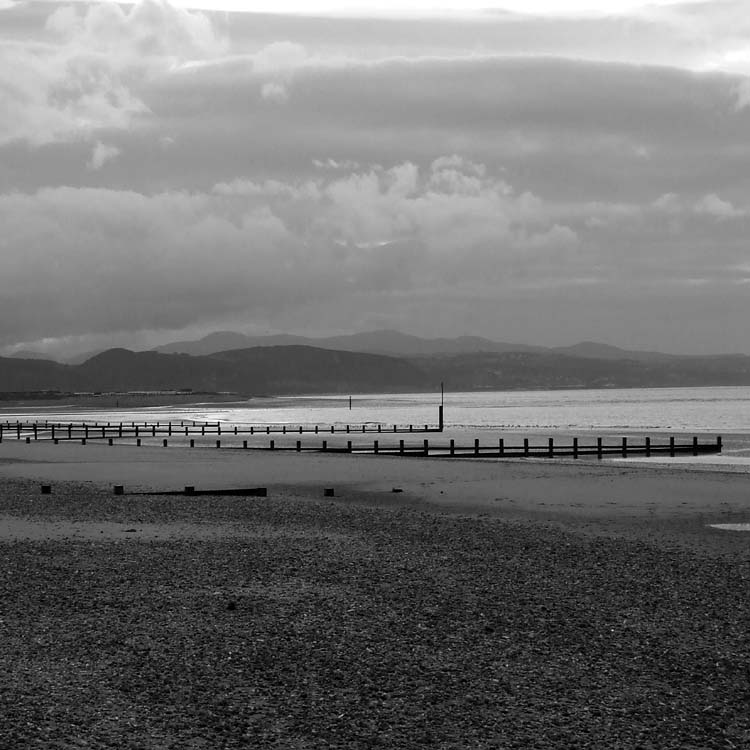 photo "Rhyl - Wales" tags: landscape, black&white, 