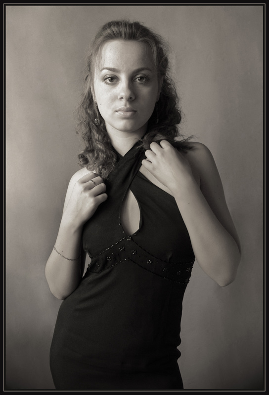 photo "***" tags: black&white, portrait, woman