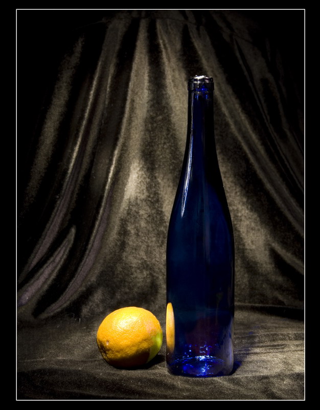 фото "Бутылка и лимон" метки: натюрморт, 