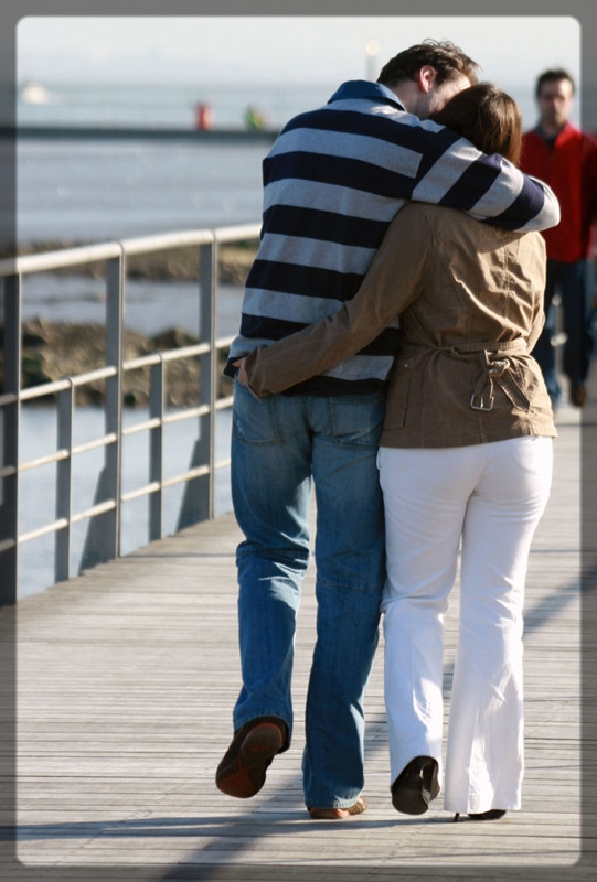 photo "Love is...  a well-suited couple" tags: portrait, 