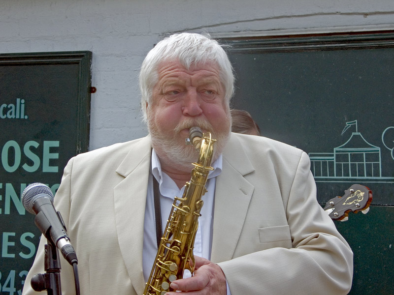 photo "Saxaphone player" tags: portrait, 