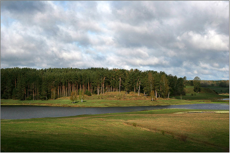 photo "Landscape with flying clouds" tags: landscape, clouds, forest