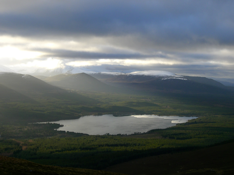 фото "Loch Morlich" метки: пейзаж, вода, горы
