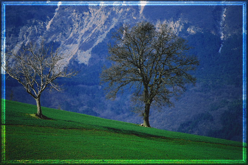 photo "under the mountain" tags: landscape, mountains