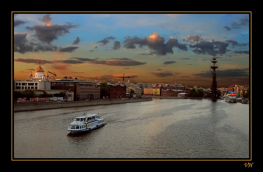 photo "Evening sailing" tags: architecture, landscape, sunset