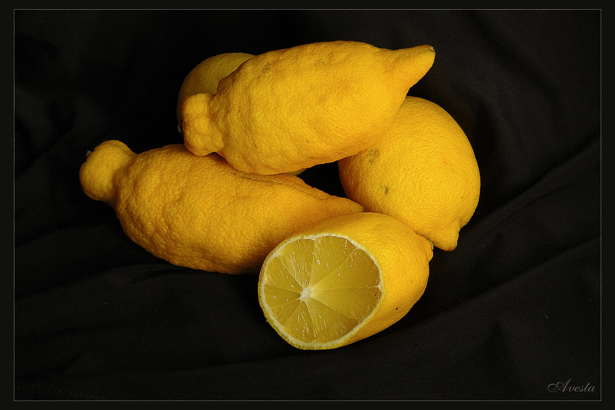 photo "Just lemons. But strange kind of ... :)" tags: still life, 