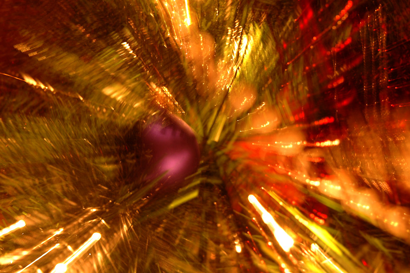 photo "...holiday explosion..." tags: abstract, 