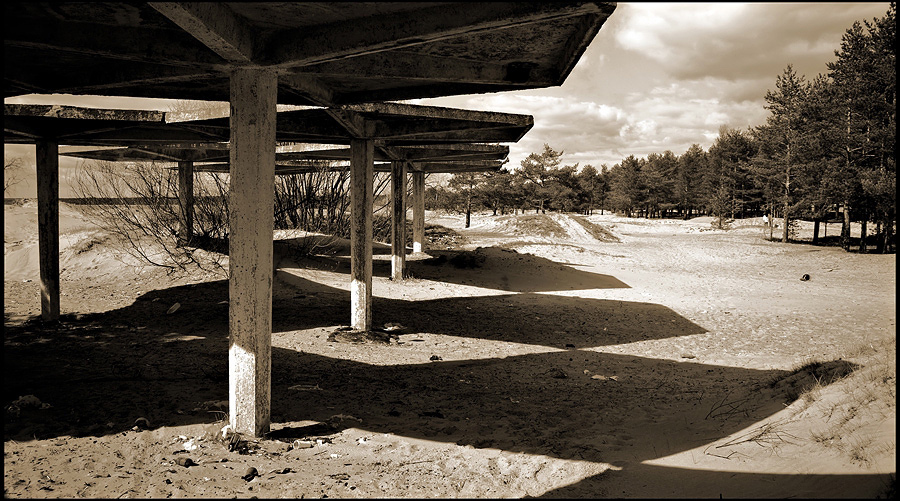 photo "***" tags: black&white, 