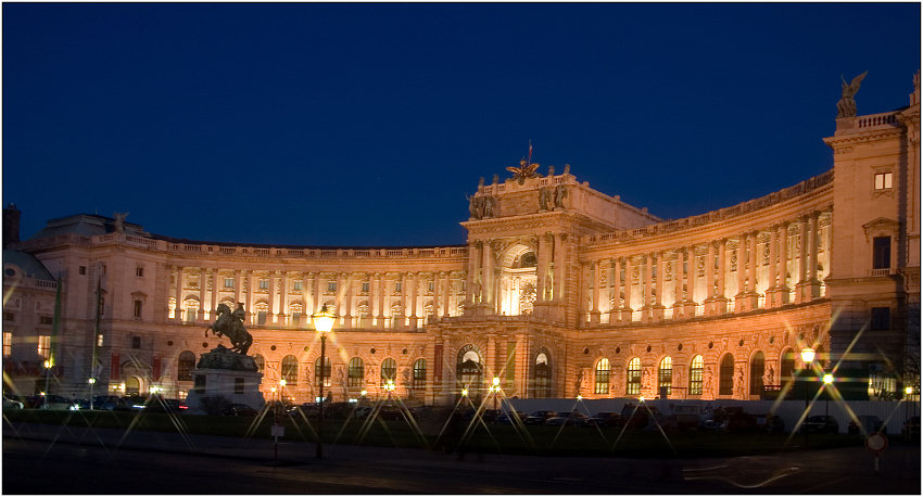 photo "Palace Hofburg at night" tags: architecture, landscape, night