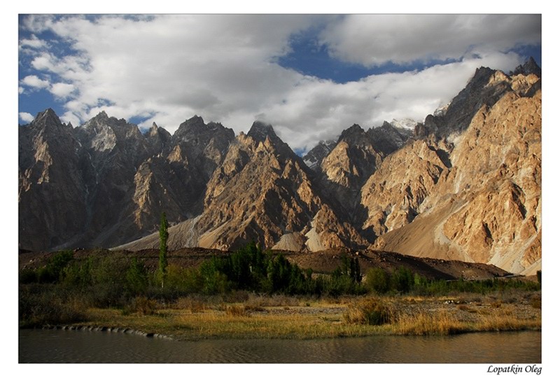 photo "Passu cathedral" tags: landscape, travel, Asia, mountains