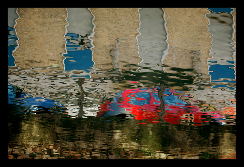 photo "Parking on the river." tags: abstract, city, 