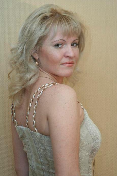 photo "***" tags: portrait, woman