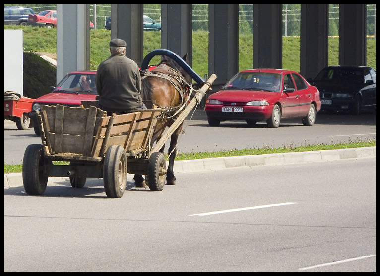 photo "A courier?" tags: genre, humor, 