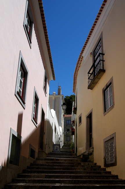 photo "" Old streets of Sintra "" tags: architecture, landscape, 