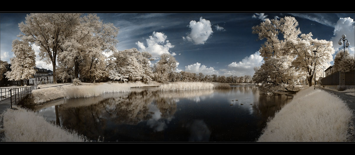 photo ". p o n d ." tags: landscape, clouds