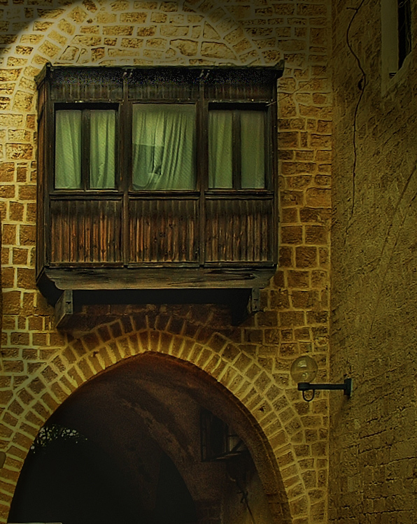 photo "Window or balcony? ..." tags: architecture, landscape, 