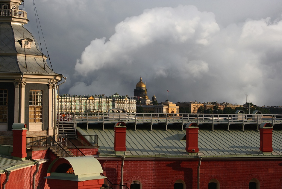 photo "Thunder-storm goes" tags: architecture, city, landscape, 