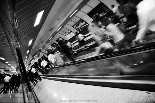 photo "metro" tags: black&white, 