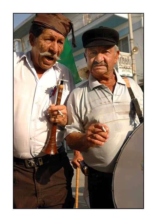 photo "the smoking band.." tags: genre, 