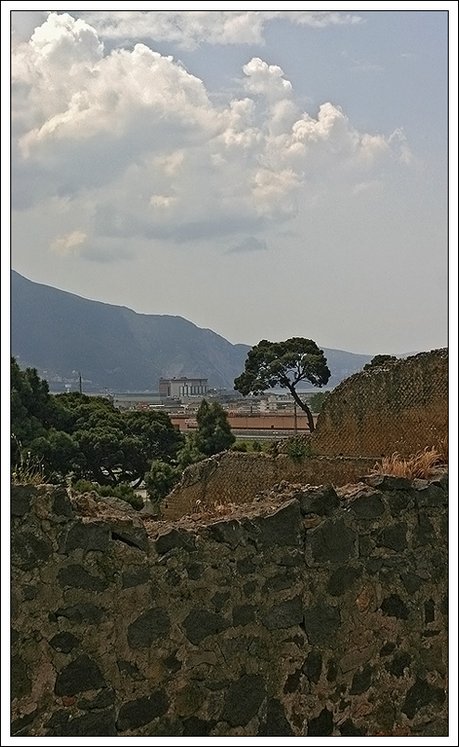 photo "Pompeii ... Look Throught The Centuries..." tags: travel, landscape, Europe