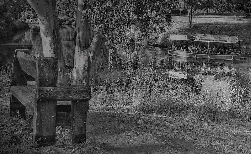 photo "Park near  the river" tags: black&white, 