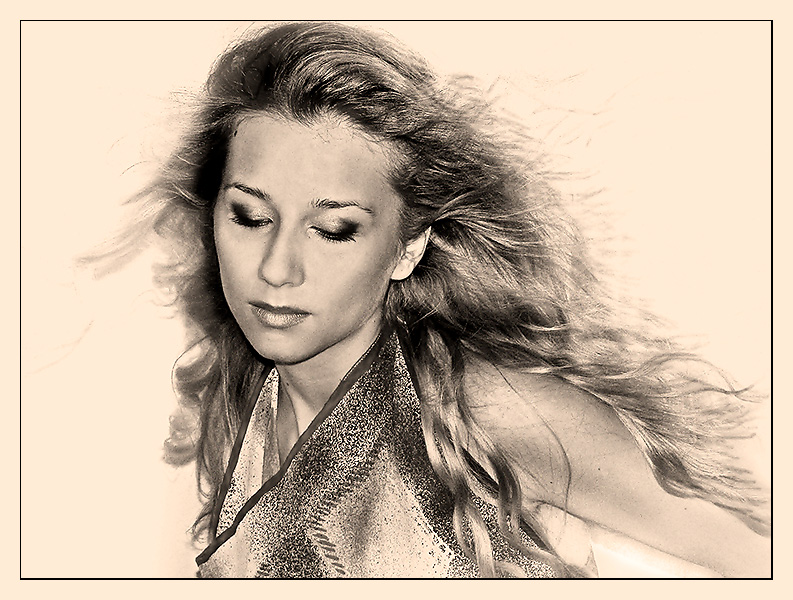 photo "To Feel the Wind in your Hair" tags: portrait, woman