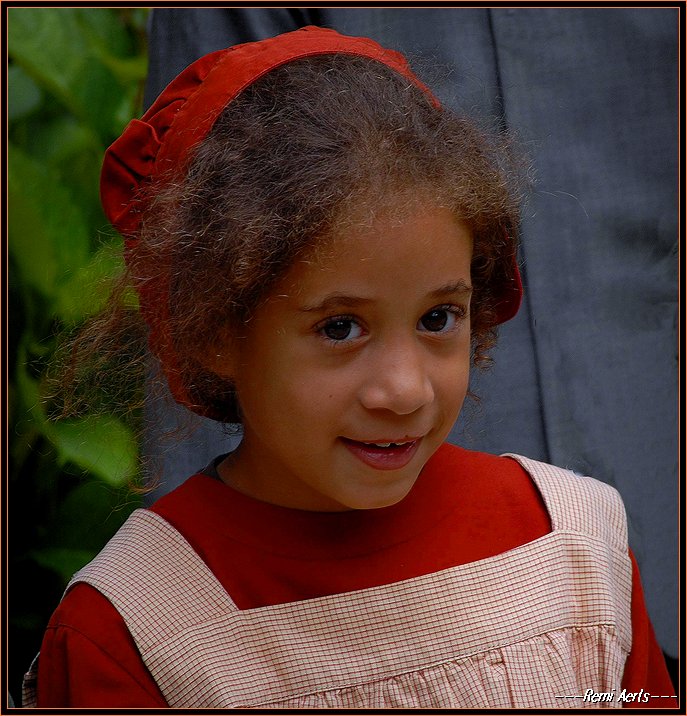 photo "hallo!!" tags: portrait, reporting, children