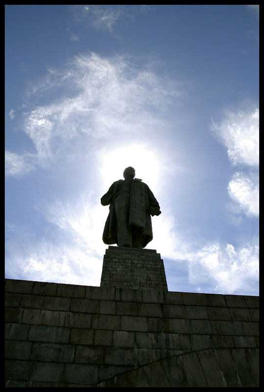 photo "Vladimir Lenin" tags: , 