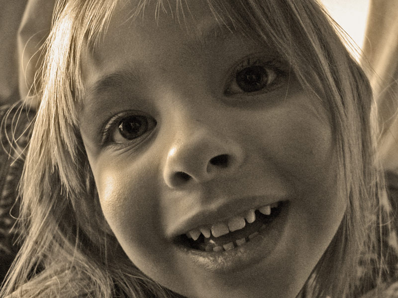 photo "My Daughter" tags: portrait, black&white, children