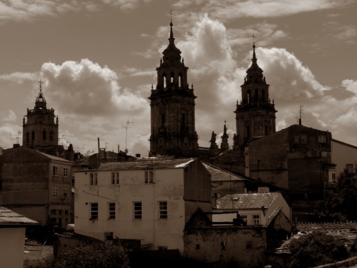 photo "old place in Lugo" tags: architecture, travel, landscape, Europe