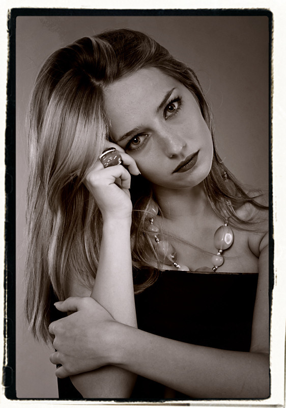 photo "Liliana" tags: portrait, glamour, woman