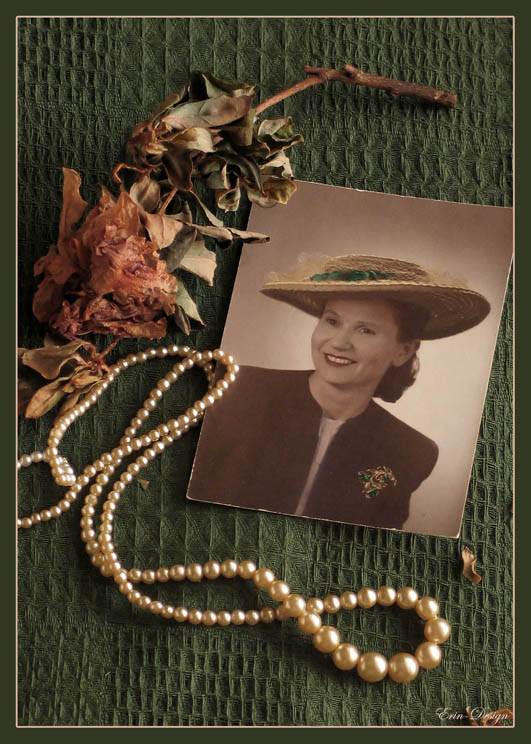 photo "***" tags: genre, old-time, 