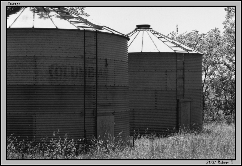 photo "Storage" tags: architecture, black&white, landscape, 