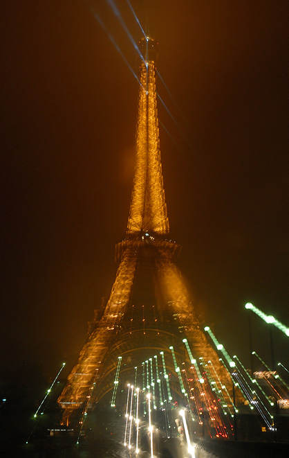 фото "Smoky Paris" метки: путешествия, абстракция, Европа