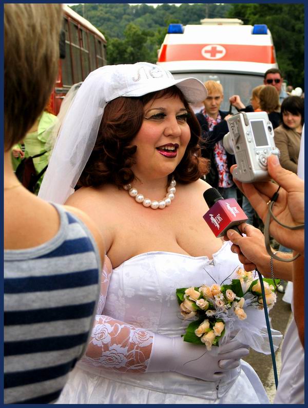 фото "Парад невест в Лужниках" метки: репортаж, юмор, 