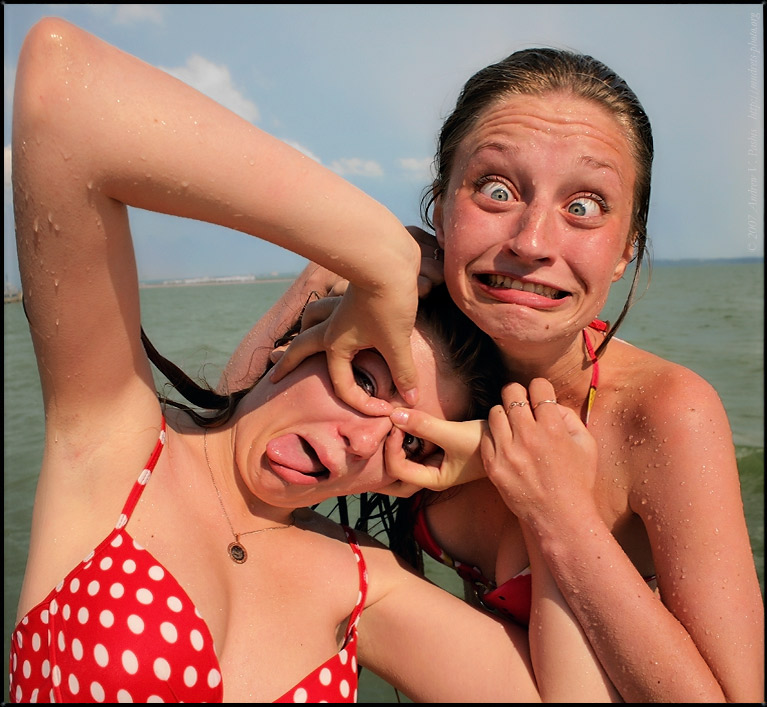 photo "***" tags: portrait, humor, woman