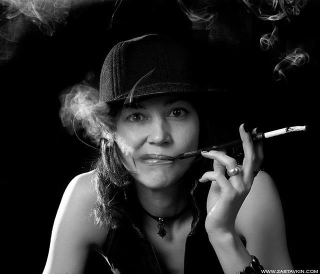 photo "NICOTINE" tags: portrait, woman