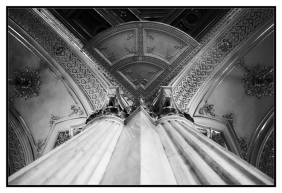 photo "From top to down" tags: black&white, interior, 