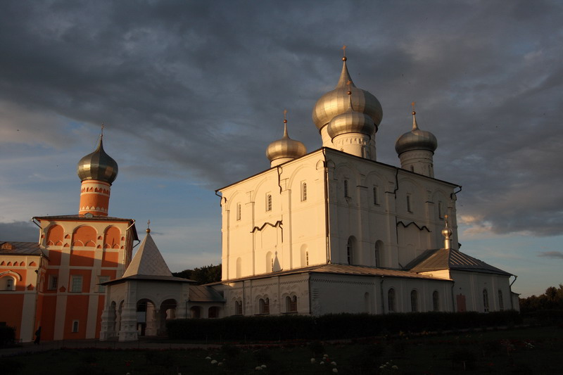 фото "Варлаамо-Хутынский монастырь" метки: архитектура, пейзаж, 