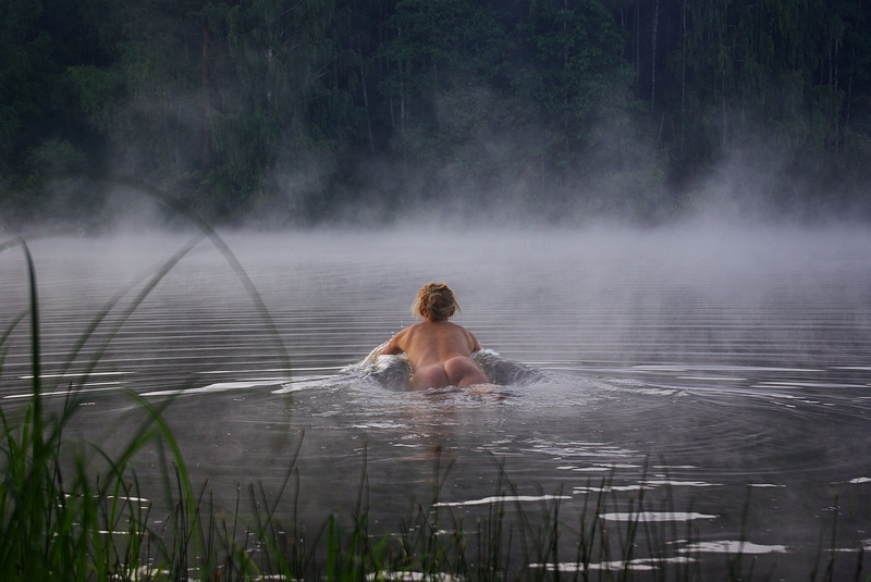 photo "Bathing at a dawn..." tags: nude, landscape, water