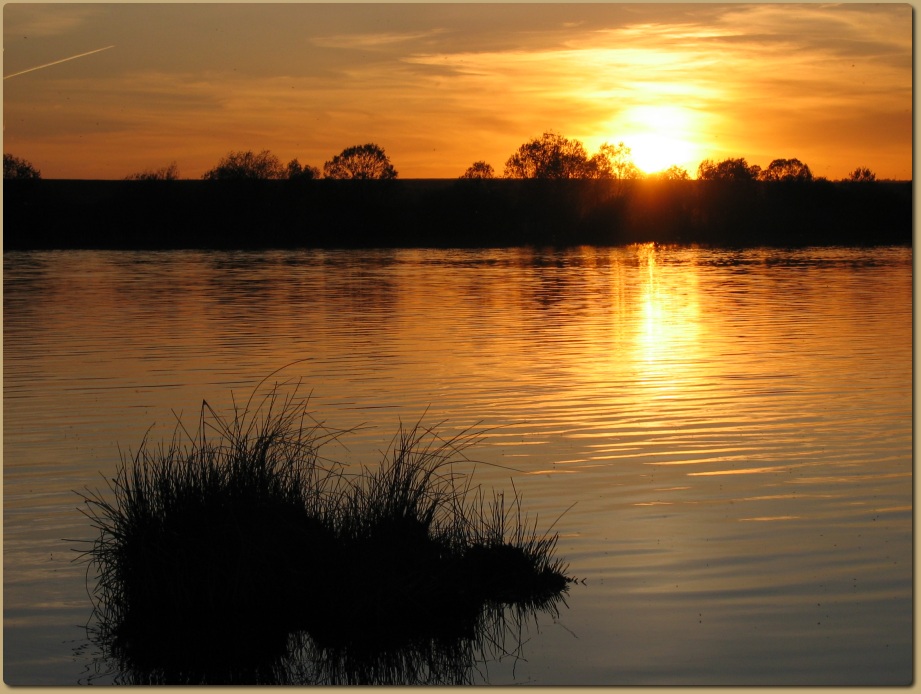 photo "***" tags: landscape, sunset, water