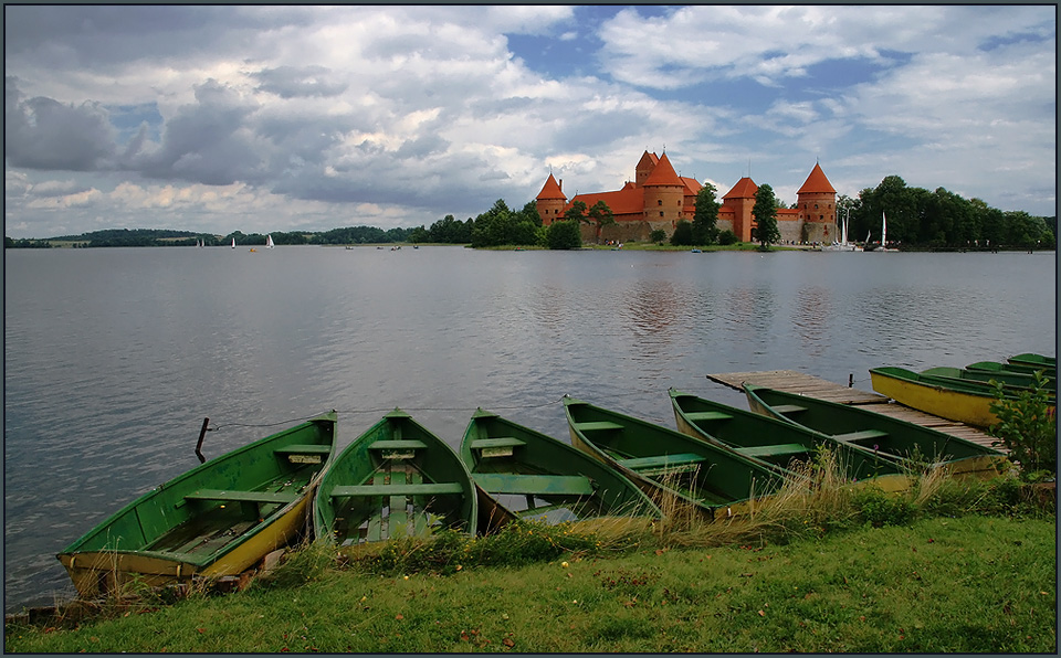 photo "At other coast." tags: landscape, autumn, water