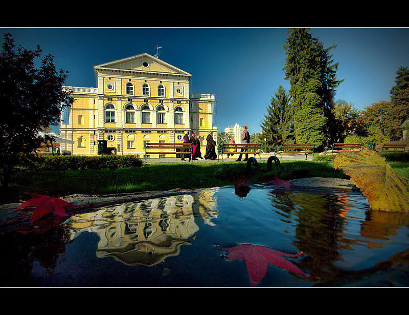 photo "HNK - Varazdin (Croatia)" tags: architecture, landscape, autumn