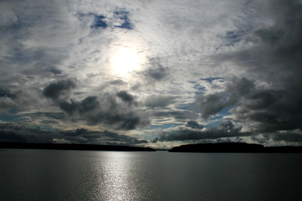 photo "***" tags: landscape, clouds, water