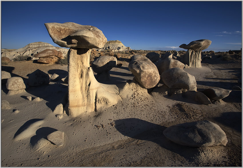 photo "Bisti Badlands." tags: landscape, travel, North America